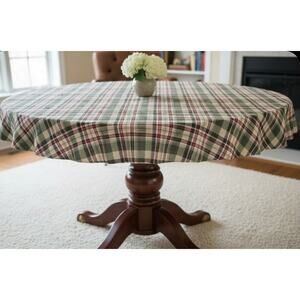 Living Quarters Green Red Plaid Oval Dining Table Linens Tablecloth 60"x80"